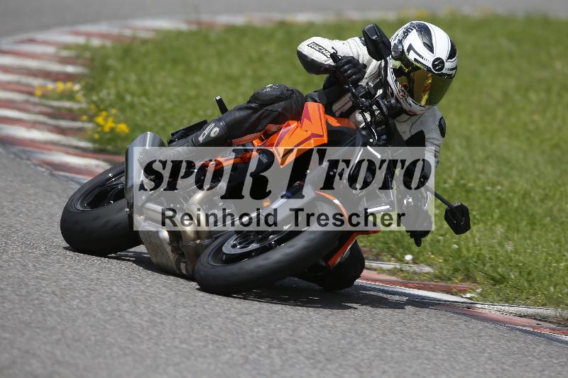 /Archiv-2024/29 12.06.2024 MOTO.CH Track Day ADR/Gruppe rot/47